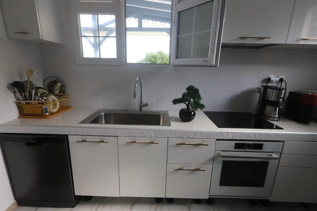 Charmante Maison Confort Ideal Sainte-Marie 0*,  Martinique